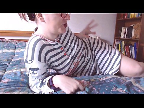❤️ Gabh an coileach mòr dubh seo nad bheul tràill bheag ️ Pornografach leinn ❌❤